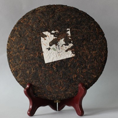 厂家直销批发云南普洱茶熟茶香醇金芽普洱357g茶饼勐海味图3