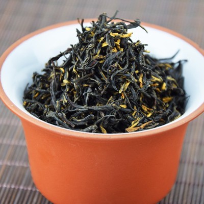 铁罐装茶叶青城红茶汤色红亮4g小袋装60g一罐图4