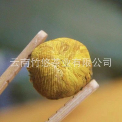 云南凤庆滇红茶菊花茶绣球龙珠茶蜜香金芽金丝皇菊手工茶现货批发图3