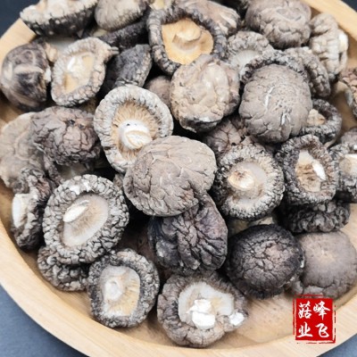 产地纯面3.0cm南阳产地食用农产品种植冬菇干货批发图4