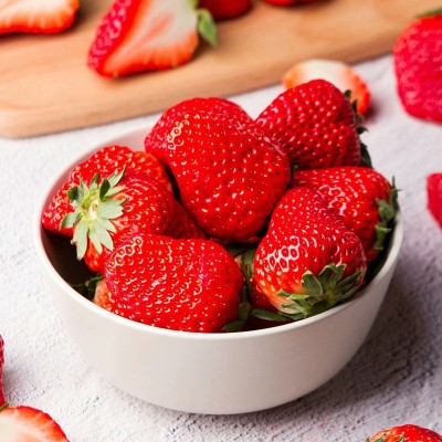 丹东99草莓礼盒 现摘现发当季新鲜草莓大果 东港九九红颜大果礼盒图2