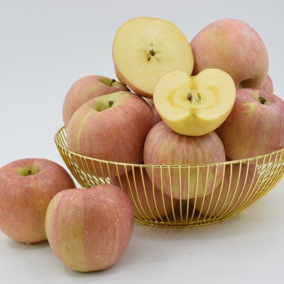 现摘现发陕西礼泉红富士苹果脆甜多汁新鲜水果纸袋苹果5斤装批发图3