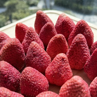 超大果冻干草莓A货整颗草莓脆厂家散装批发 fd草莓冻干雪花酥原料图3
