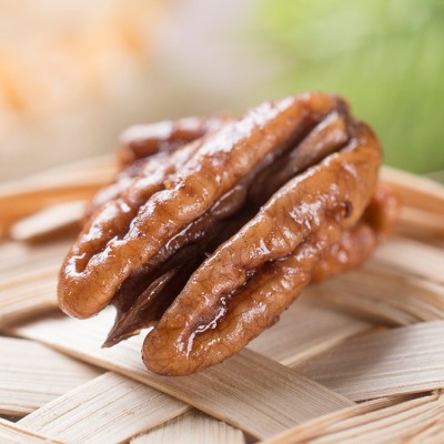 厂家批发 碧根果仁直批 散装长寿果 炒货休闲食品坚果 包邮图3