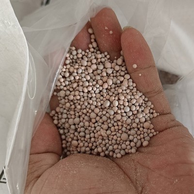 俄罗斯进口正品AKANG阿康16-16-16低氯平衡型48%总养分复合肥料图5