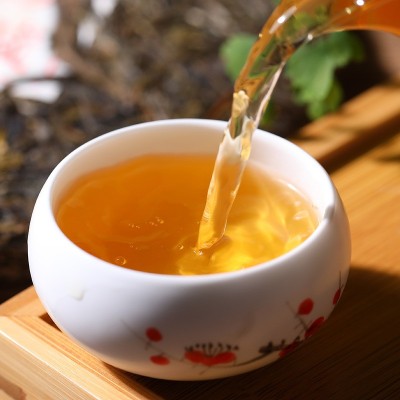 云南普洱生茶357g邦东普洱茶饼批发 老树醇香普洱七子饼茶叶现货图2