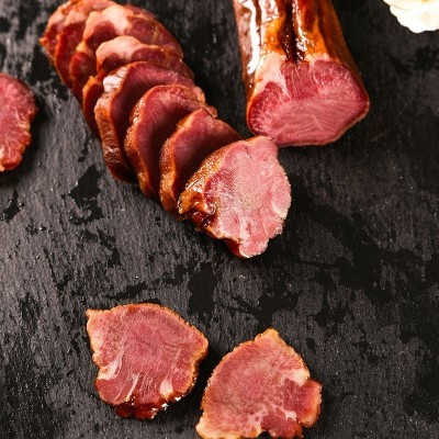 腊猪舌头烟熏猪舌农家腊味传统味道自有厂家批发销售图3