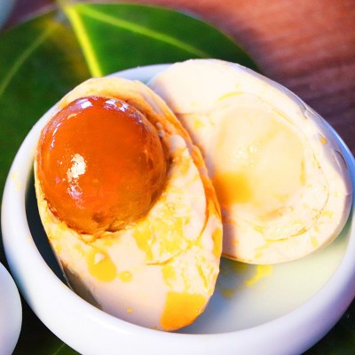 北海海鸭蛋 散蛋 正宗流油 红树林海鸭咸蛋 60克散装流油一件代发图3