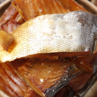 湖南特产柴火烟熏腊鱼农家腊鱼腊味干鱼 腊鲢鱼块图4