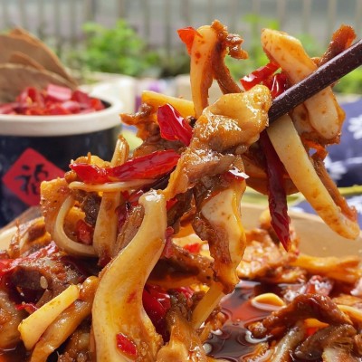 四川特产120g麻辣冷吃猪脆骨零食冷吃兔厂家直销一件代发微商抖音图3