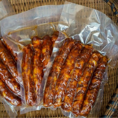 农家自制烟熏麻辣香肠川味恩施四川贵州腊肠七分瘦湖南云南腊肉图3