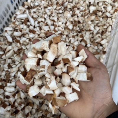 香菇工厂直供黄焖鸡食品厂食堂专用香菇颗粒香菇丁香菇粒菇条商用图5