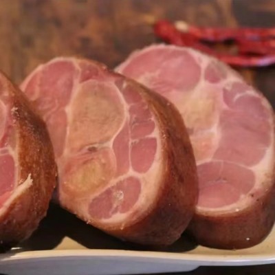 【腊猪蹄】恩施农家传统工艺腌制柴火烟熏腊猪脚腊肉图2