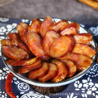 湖北恩施特产麻辣香肠腊肉腊肠农家手工自制土家烟熏川味辣味腊肠图2