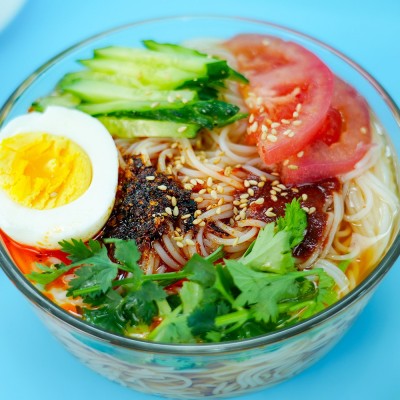 询滋味小麦冷面372g*7袋/箱朝鲜风味冷面速食东北大冷面四包料包图4