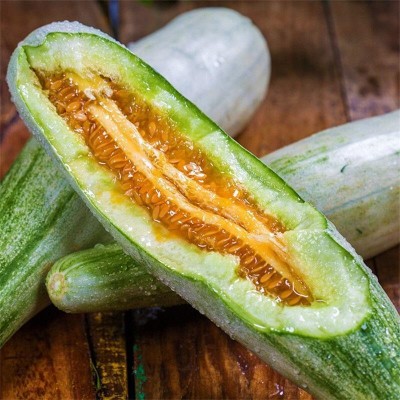 山东羊角蜜甜瓜新鲜水果水果蜜瓜现发包邮羊角瓜一件代发图2