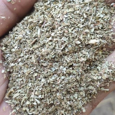 花生秧 打碎草段草粉细粉 枯黄干度好 明杰牧业供应图3