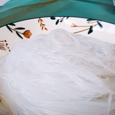 厂家直供160克九龙龙口粉丝粉条火锅花甲扇贝麻辣烫鸭血批袋/箱图3