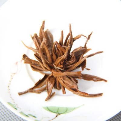 滇红茶手工宝塔茶叶500g云南红茶金芽茶小红塔礼盒装包邮手工制图4