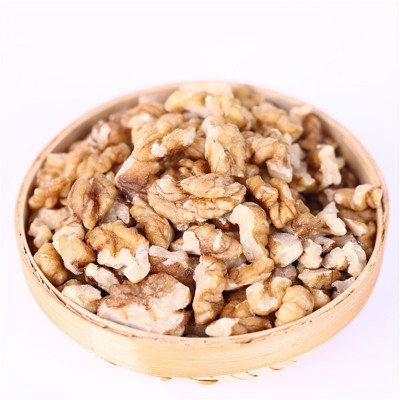 云南核桃仁整箱三路每日坚果原料厂家原味蛋糕烘烤散装无壳核桃碎图5