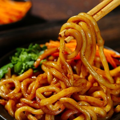 一町乌冬面整箱批发30包送牛肉酱港式速食干拌面带xo海鲜酱面条图2