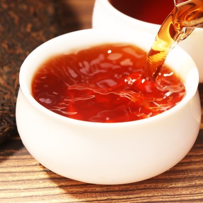 天幸厂家批发16年宫廷料一口料纯料 357g云南七子饼茶普洱熟茶图4