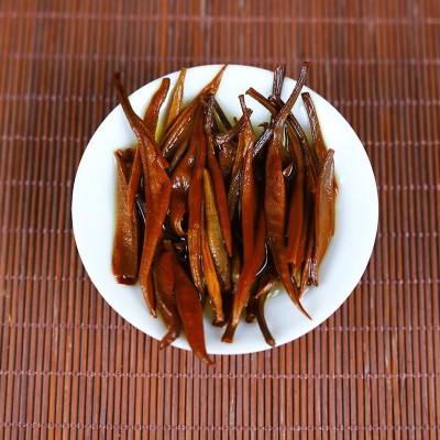 云南滇红茶金丝凤庆滇红蜜香大金芽乔木红茶大金针罐装浓香型茶叶图4