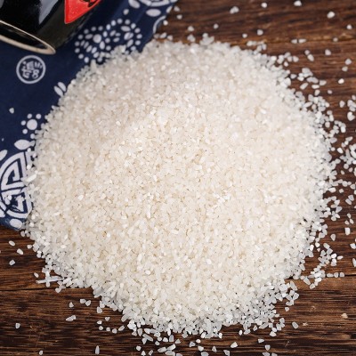 现货批发碎大米 酿酒饲料食品原料碎米 五谷杂粮袋装50斤图2