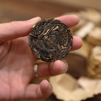 厂家直销2023春茶临沧冰岛古树普洱茶生茶冰岛甜7克小饼49克/提图3