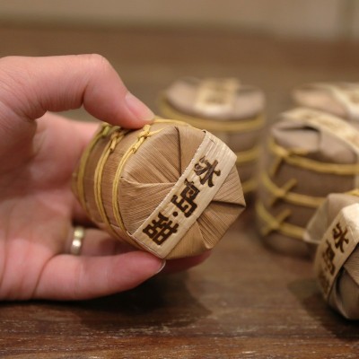 厂家直销2023春茶临沧冰岛古树普洱茶生茶冰岛甜7克小饼49克/提